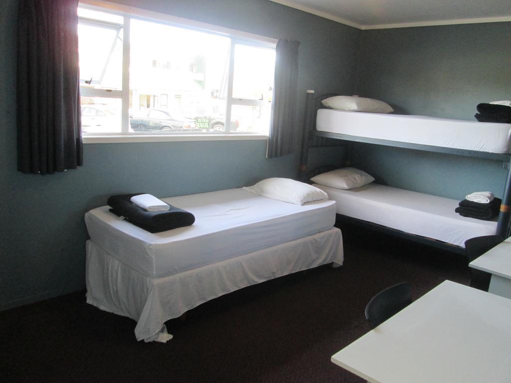 Crash Palace Backpackers Rotorua Ngoại thất bức ảnh