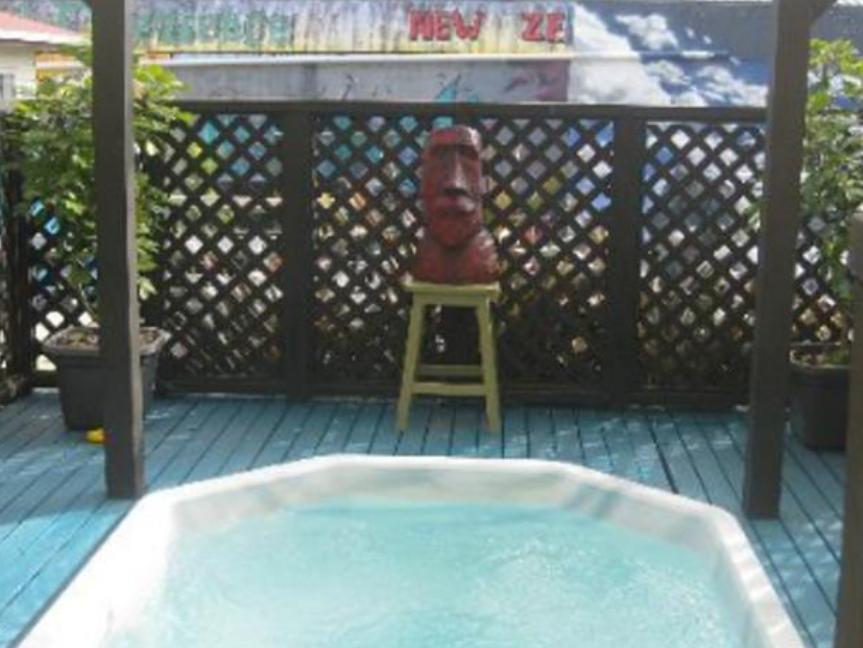 Crash Palace Backpackers Rotorua Ngoại thất bức ảnh